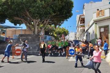 Undécima edición de la Traída Infantil del Agua en Lomo Magullo (Foto TA y Francisco Javier Santana)
